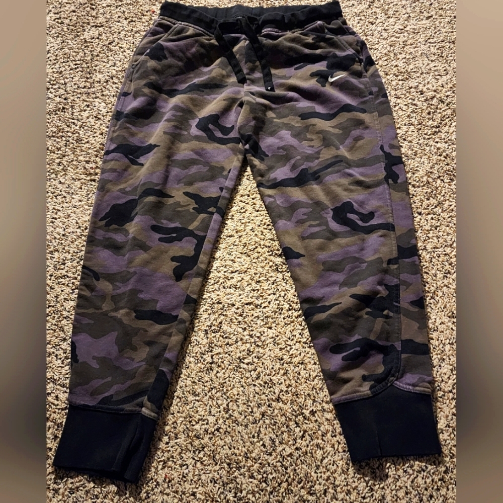 Nike joggers